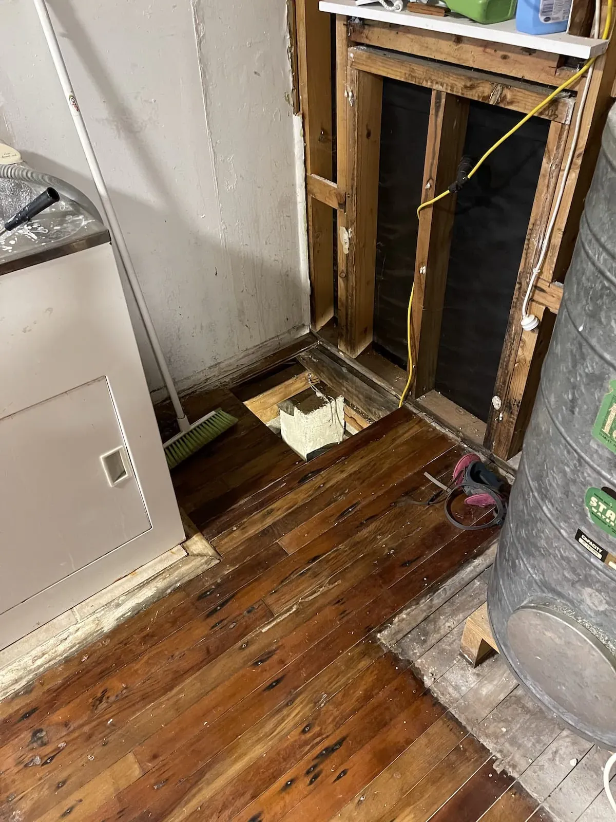 House repiling access work