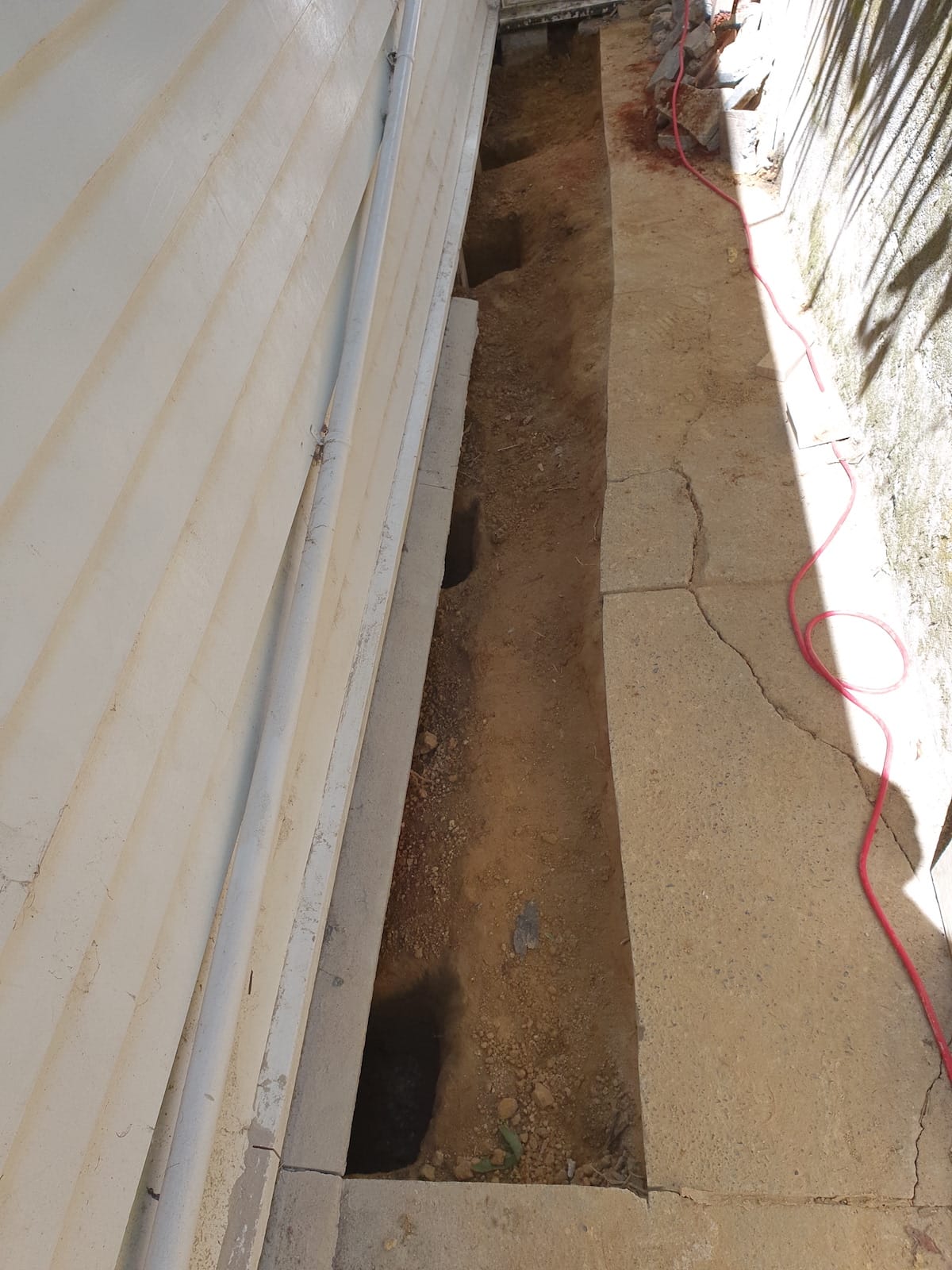 House repiling access work