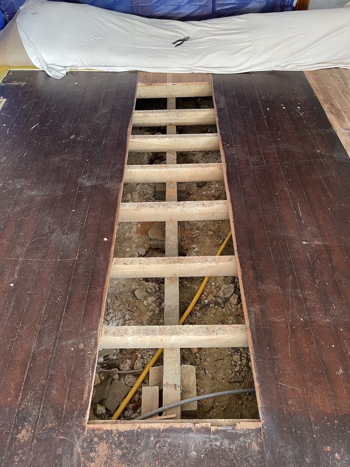 Foundation earthquake strengthening access Wellington