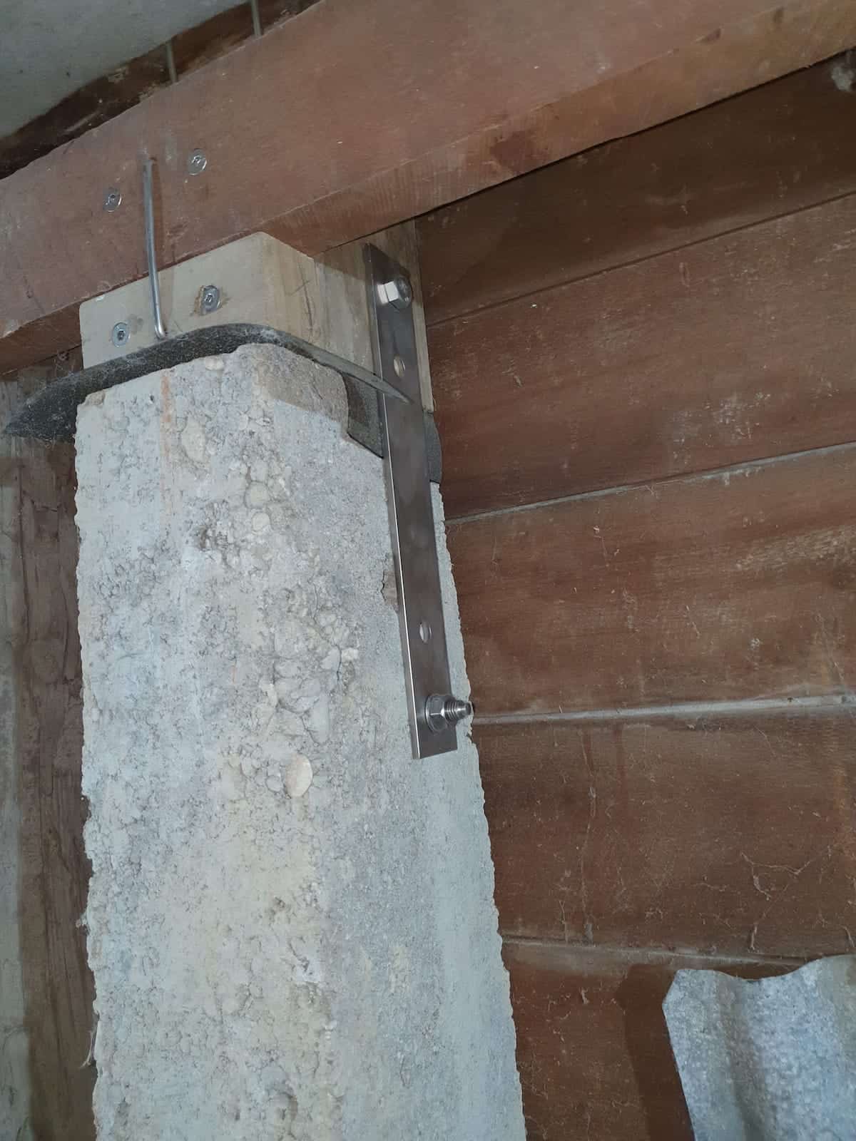 Foundation seismic bracing Wellington